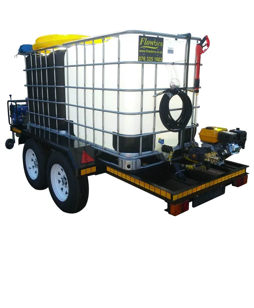 Honey Sucker Trailer with 186 Bar Pressure Washer, 2 x 1000 L, Braked Braked double-axle honey sucker trailer with two 1000 L IBC tanks and a 186 bar petrol pressure washer