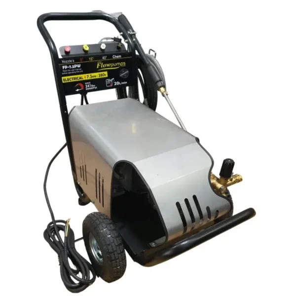 7.5 kW three-phase trolley pressure washer, 240 bar, front view