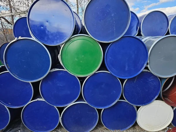 Used 210 litre open-top steel drum with plain interior